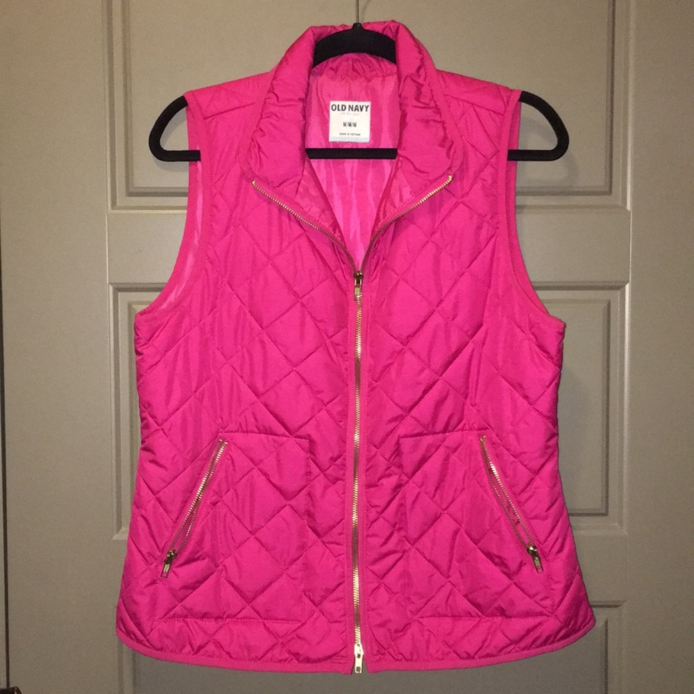 LIKE NEW Pink quilted vest